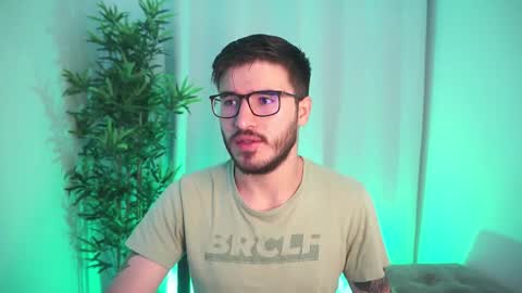 Snapshot of t0ny_wylie chatting on November 2025 09:31:01 AM t0ny_wylie online show from November 2025 09:31:01 AM