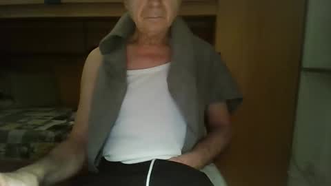 Snapshot of t5519t chatting on November 2025 05:21:01 AM t5519t online show from November 2025 05:21:01 AM