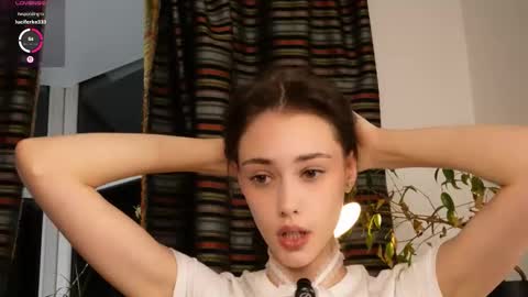 Heeey im Helena3 -- fav555100333 -- pvts only premium and after my public show 3 online show from October 2025 01:37:01 PM