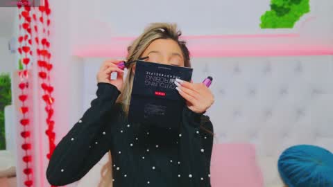 Snapshot of taahiraarabian chatting on February 2025 01:32:02 PM Arianna online show from February 2025 01:32:02 PM