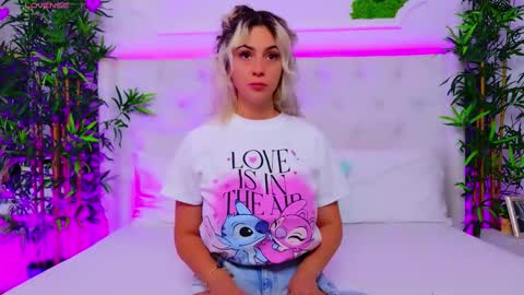 Snapshot of taahiraarabian chatting on September 2025 12:26:01 PM Arianna online show from September 2025 12:26:01 PM