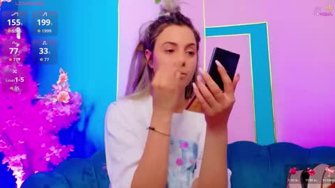 Arianna online show from May 2026 12:13:01 PM