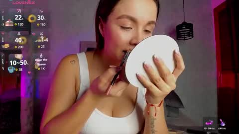 Snapshot of taissa_ chatting on February 2026 10:13:01 PM Taissa online show from February 2026 10:13:01 PM