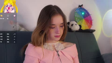 Mia online show from March 2026 02:17:02 AM