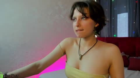 Jean online show from March 2026 09:32:01 AM