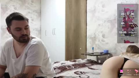 taiti_fox_cub online show from October 2025 04:52:01 PM