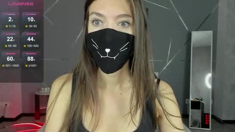 Snapshot of take_me_to_moon chatting on September 2025 01:29:02 AM Sasha online show from September 2025 01:29:02 AM