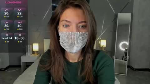 Snapshot of take_me_to_moon chatting on October 2025 01:36:02 AM Sasha online show from October 2025 01:36:02 AM