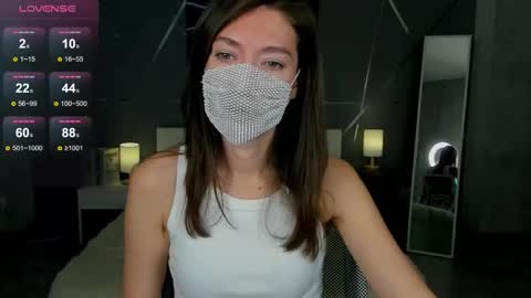 Snapshot of take_me_to_moon chatting on October 2025 01:39:01 AM Sasha online show from October 2025 01:39:01 AM