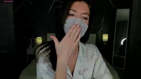 Snapshot of take_me_to_moon chatting on November 2025 01:40:02 AM Sasha online show from November 2025 01:40:02 AM