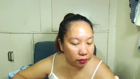 Snapshot of takemetoheavenbaby chatting on December 2024 01:42:01 AM anne online show from December 2024 01:42:01 AM