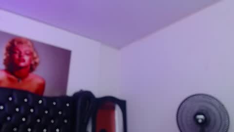 taliana36 online show from February 2025 01:59:01 PM