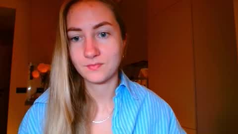  Kira  online show from November 2025 06:12:01 AM