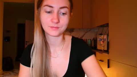  Kira  online show from November 2025 08:58:01 AM