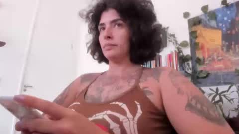 Tali Majid online show from December 2025 12:21:02 PM