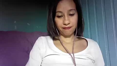 Snapshot of tallulahsunshine9 chatting on October 2025 10:54:02 PM Tallulah online show from October 2025 10:54:02 PM