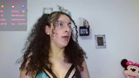 Snapshot of tamara_lemick chatting on September 2025 03:06:01 PM Tamara Lemick online show from September 2025 03:06:01 PM