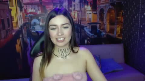 Snapshot of tamara_velezz chatting on February 2025 04:18:02 AM Tamara online show from February 2025 04:18:02 AM