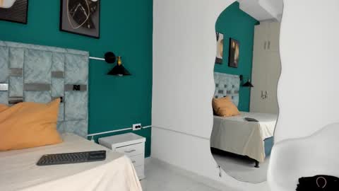 Snapshot of tamaraa_lov chatting on November 2025 02:27:01 PM tamaraa online show from November 2025 02:27:01 PM