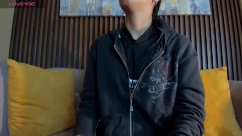 Tamy  online show from March 2025 12:22:01 PM