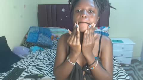 Snapshot of tamela_1 chatting on September 2025 03:06:02 AM tamela online show from September 2025 03:06:02 AM