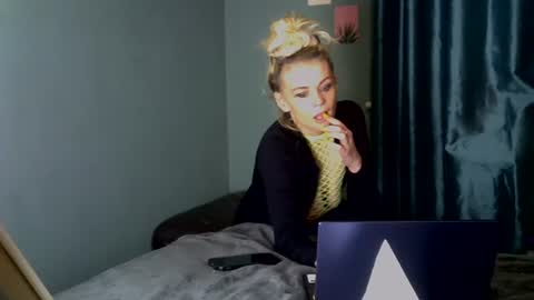 Snapshot of tamesbury chatting on March 2026 10:49:02 PM tamesbury online show from March 2026 10:49:02 PM