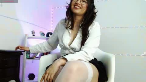 Tami online show from March 2025 11:53:01 PM