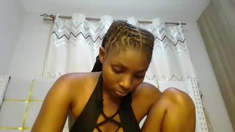 Snapshot of tamia538235 chatting on February 2025 05:25:01 AM tamia online show from February 2025 05:25:01 AM