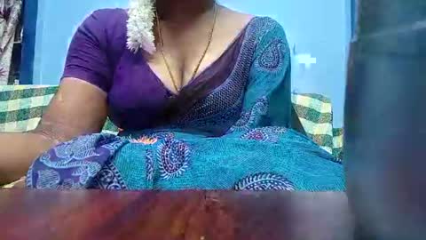 Snapshot of tamilmadhi520 chatting on July 2026 06:24:01 AM tamilmadhi520 online show from July 2026 06:24:01 AM