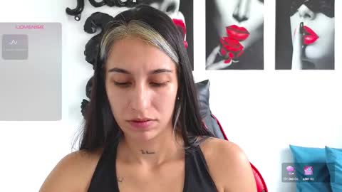 Snapshot of tammyandrade_ chatting on October 2025 04:15:02 PM tammy  online show from October 2025 04:15:02 PM