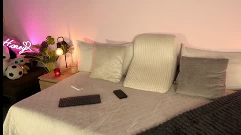 Tamy online show from July 2026 02:48:02 AM