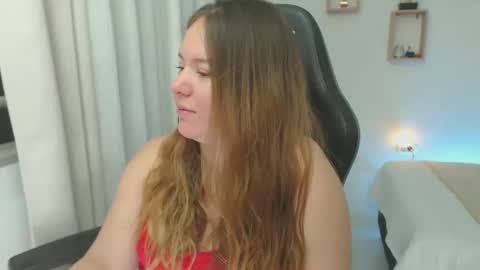 Snapshot of tamy_shine87 chatting on December 2024 06:44:02 AM Im Samy online show from December 2024 06:44:02 AM