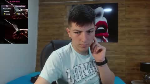 Snapshot of taner_king chatting on December 2025 03:00:02 AM TANER online show from December 2025 03:00:02 AM