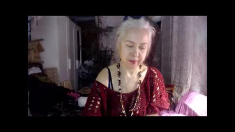 Milena online show from October 2025 04:40:02 PM