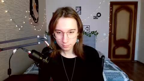 Snapshot of tangerine4dreams chatting on February 2025 06:31:01 AM Milena Kuprianova online show from February 2025 06:31:01 AM