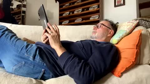 Dominique online show from February 2025 02:05:01 PM