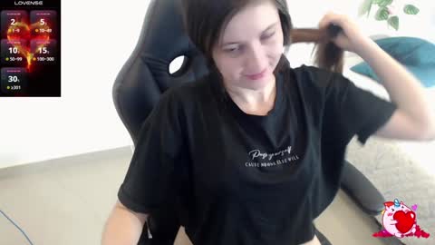 Tania  online show from December 2024 03:37:02 PM