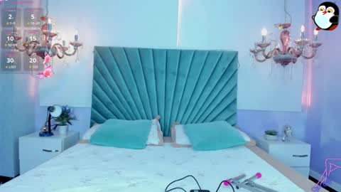 Tania online show from October 2025 11:54:02 AM
