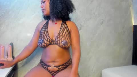 Snapshot of tanisha__lux chatting on February 2026 08:08:02 AM Tanisha online show from February 2026 08:08:02 AM