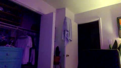 Snapshot of tantrichealing chatting on October 2025 12:24:02 AM Dr. Love online show from October 2025 12:24:02 AM