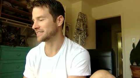 Snapshot of tantrichealing chatting on November 2025 05:46:02 PM Dr. Love online show from November 2025 05:46:02 PM