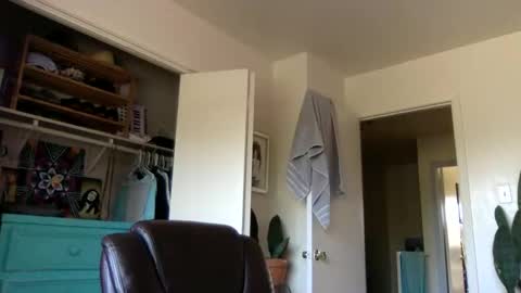 Dr. Love online show from February 2026 04:27:02 PM