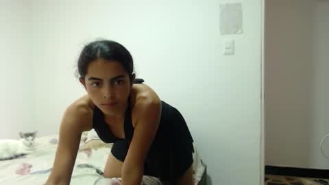 Snapshot of tantricroots chatting on January 2026 06:35:02 PM Angeline Follow online show from January 2026 06:35:02 PM