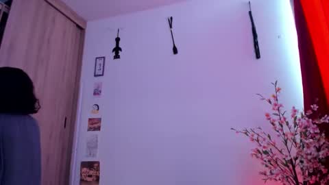 Snapshot of tanya_worldbondage chatting on December 2024 01:53:02 PM tanya online show from December 2024 01:53:02 PM