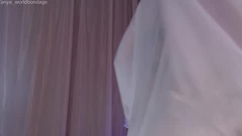 Snapshot of tanya_worldbondage chatting on September 2025 09:48:01 PM tanya online show from September 2025 09:48:01 PM