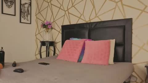 Tanya online show from March 2026 08:15:01 PM