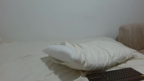 Snapshot of tap_hand2 chatting on October 2025 08:59:01 AM jimmy online show from October 2025 08:59:01 AM