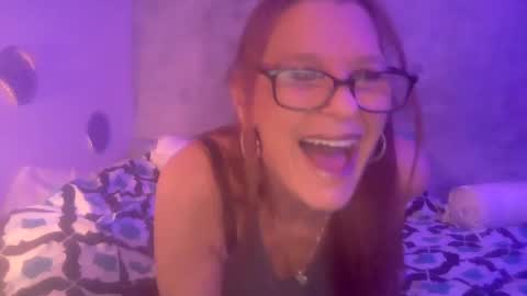 Snapshot of taralynn7136 chatting on January 2025 09:01:01 AM tara lynn online show from January 2025 09:01:01 AM