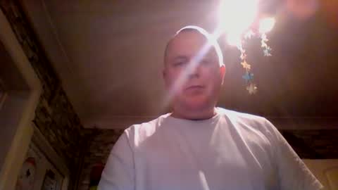 tarasan123 online show from December 2024 03:31:01 PM