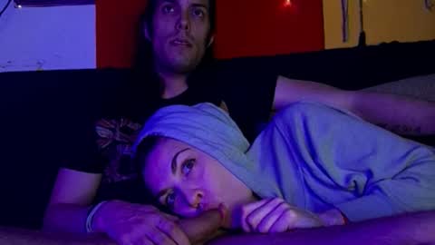 T  J   online show from November 2025 04:51:02 AM